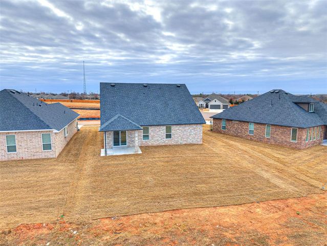 249 Sage Brush Way, Edmond, OK 73025