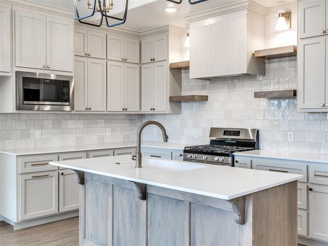 249 Sage Brush Way, Edmond, OK 73025