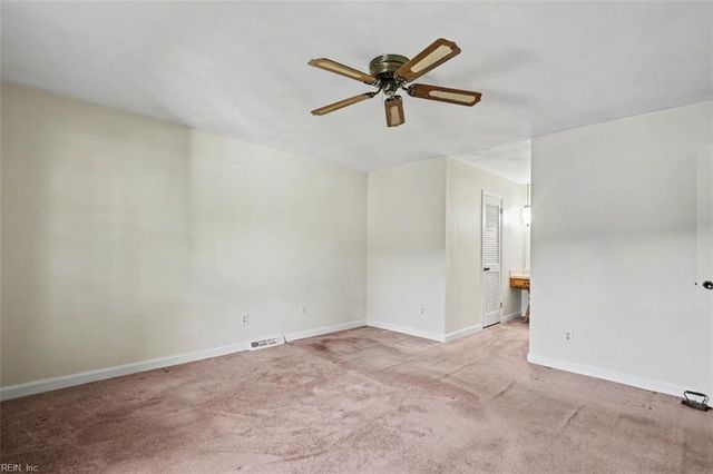 637 Reasor DR, Virginia Beach, VA 23464
