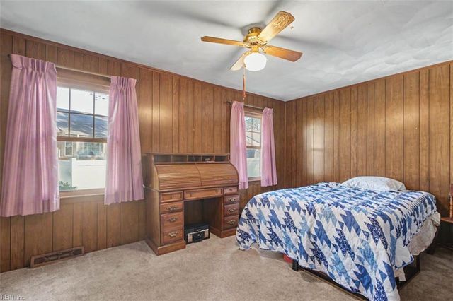637 Reasor DR, Virginia Beach, VA 23464