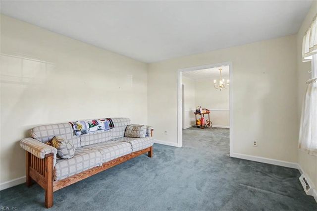 637 Reasor DR, Virginia Beach, VA 23464