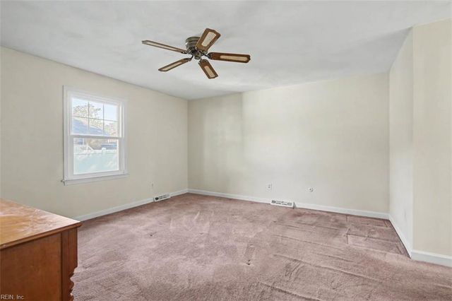 637 Reasor DR, Virginia Beach, VA 23464