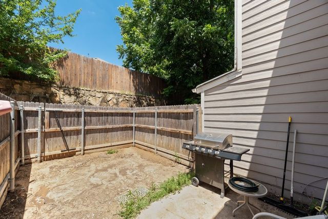 28 Abbey Road, Euless, TX 76039