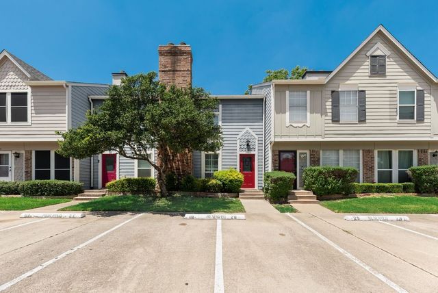 28 Abbey Road, Euless, TX 76039