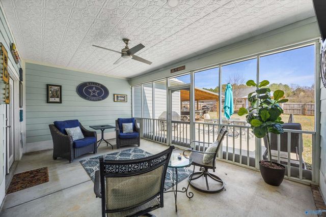 128 Carlton Road, Scottsboro, AL 35769