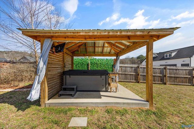 128 Carlton Road, Scottsboro, AL 35769