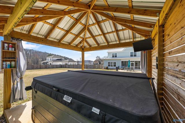 128 Carlton Road, Scottsboro, AL 35769