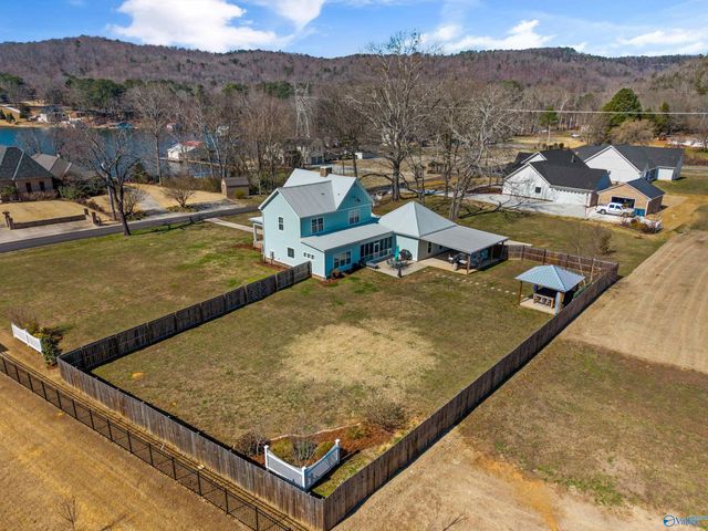 128 Carlton Road, Scottsboro, AL 35769