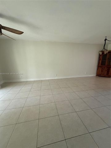 5080 SW 64th Ave 104, Davie, FL 33314