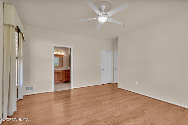 3 Golden Willows Avenue, Lakewood, NJ 08701