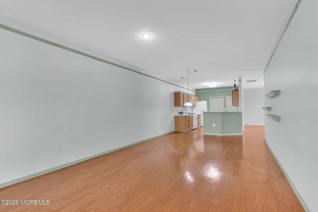 3 Golden Willows Avenue, Lakewood, NJ 08701