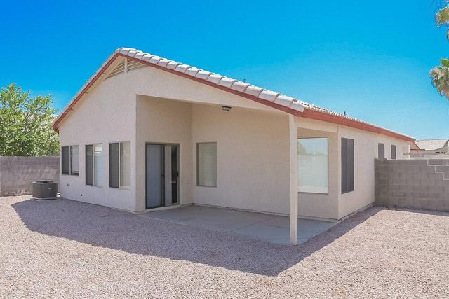 323 N Ocean Drive, Gilbert, AZ 85233