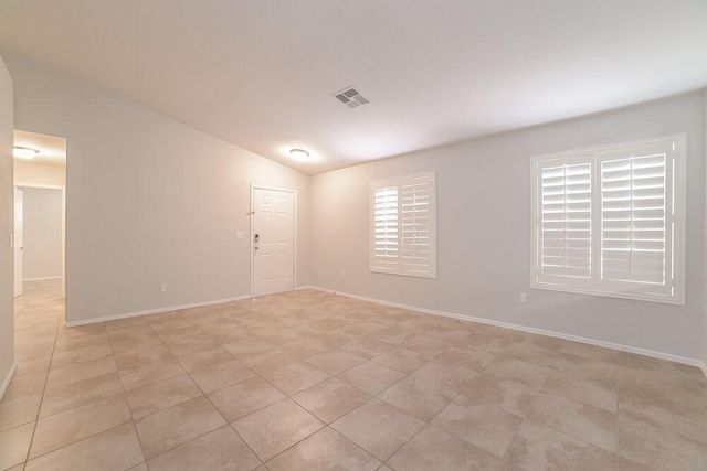 323 N Ocean Drive, Gilbert, AZ 85233