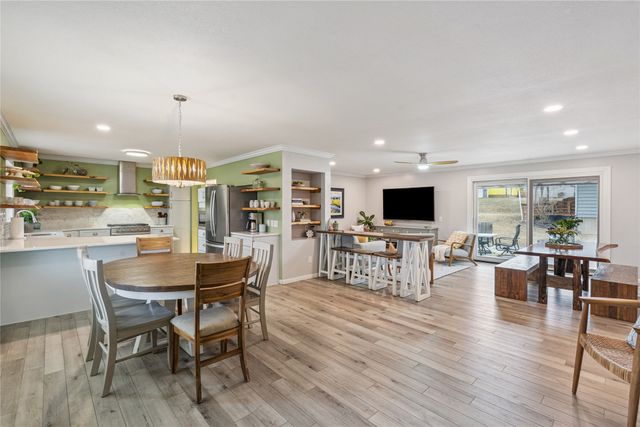 202 Independence Street, Pella, IA 50219