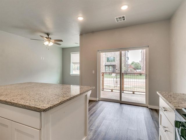 207 W Apache Street, Norman, OK 73069