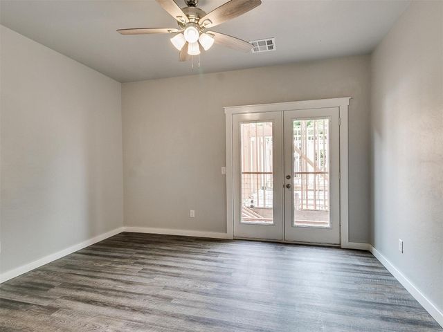 207 W Apache Street, Norman, OK 73069
