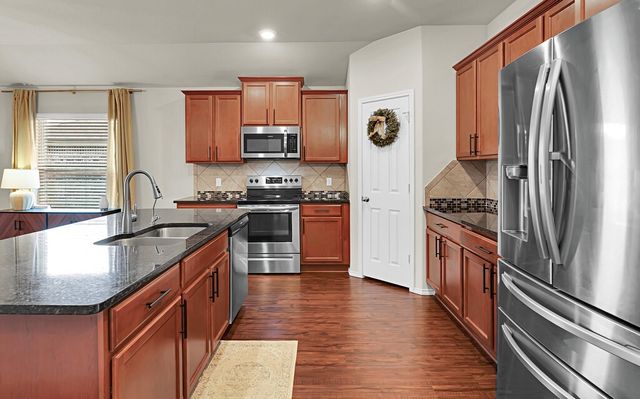 3200 Keathley Drive, Lorena, TX 76655