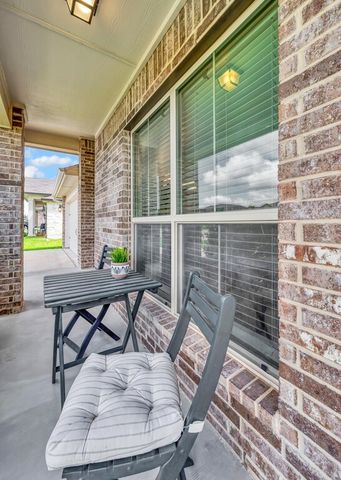 3200 Keathley Drive, Lorena, TX 76655