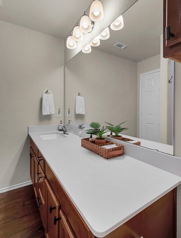 3200 Keathley Drive, Lorena, TX 76655