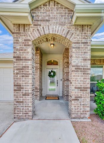 3200 Keathley Drive, Lorena, TX 76655