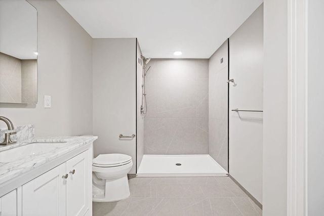 99 Foundry Place 102, Portsmouth, NH 03801