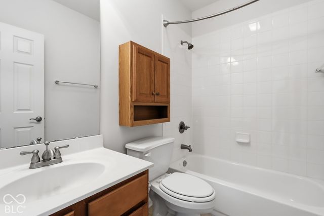 12658 Broadmoor Court N, Fishers, IN 46037