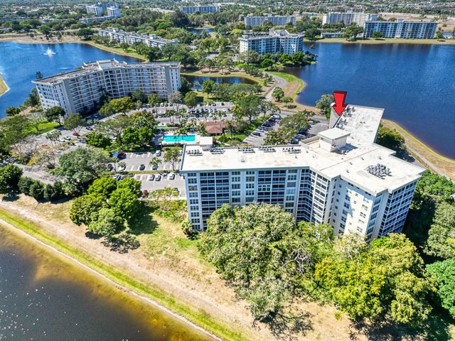 2940 N Course Drive 811, Pompano Beach, FL 33069