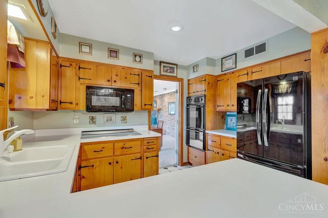 6889 Menz Lane, Green Twp, OH 45233