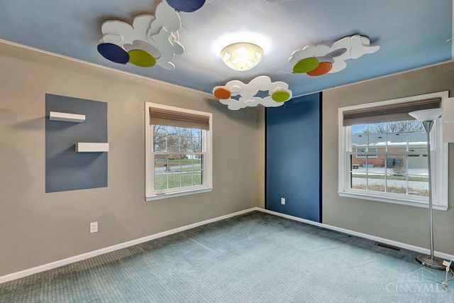 6889 Menz Lane, Green Twp, OH 45233