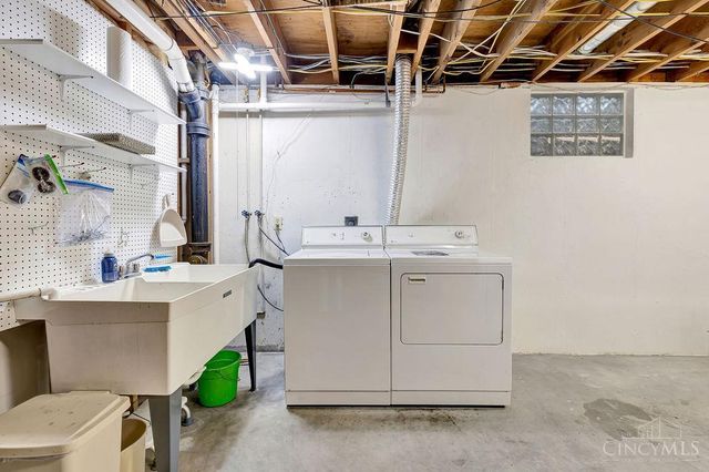 6889 Menz Lane, Green Twp, OH 45233