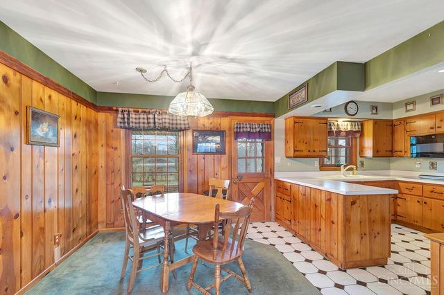 6889 Menz Lane, Green Twp, OH 45233