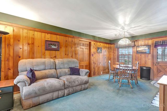 6889 Menz Lane, Green Twp, OH 45233