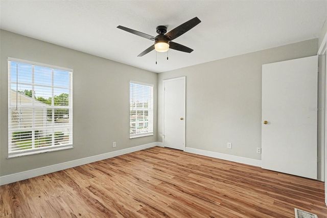 37306 EMBASSY PARK LANE, Dade City, FL 33525