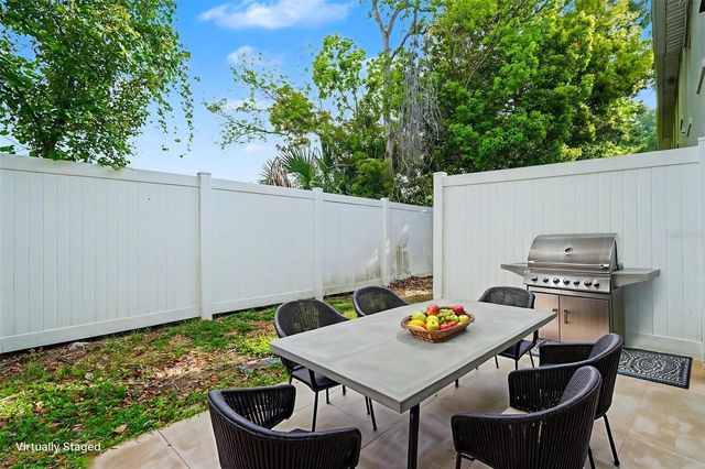 37306 EMBASSY PARK LANE, Dade City, FL 33525