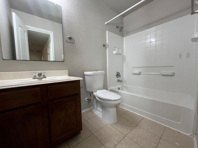 21335 Finbury Oaks Lane, Katy, TX 77449