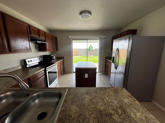 21335 Finbury Oaks Lane, Katy, TX 77449