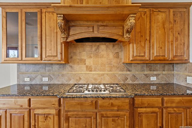 623 Sentry Hl, San Antonio, TX 78260