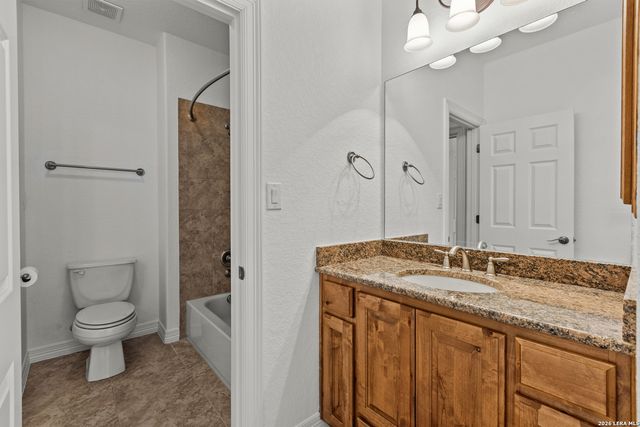 623 Sentry Hl, San Antonio, TX 78260