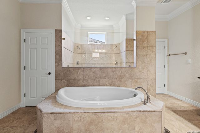 623 Sentry Hl, San Antonio, TX 78260