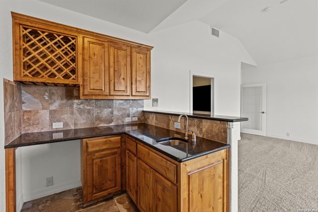 623 Sentry Hl, San Antonio, TX 78260