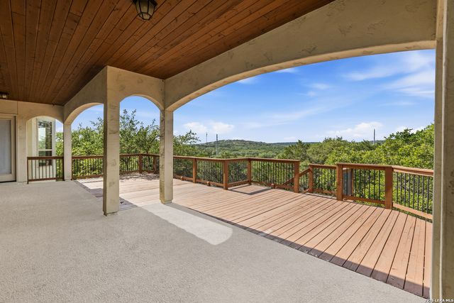 623 Sentry Hl, San Antonio, TX 78260