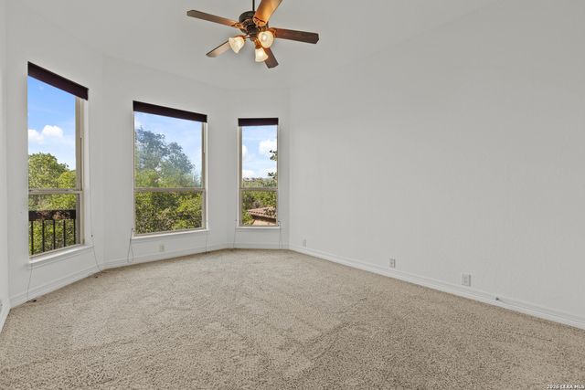 623 Sentry Hl, San Antonio, TX 78260