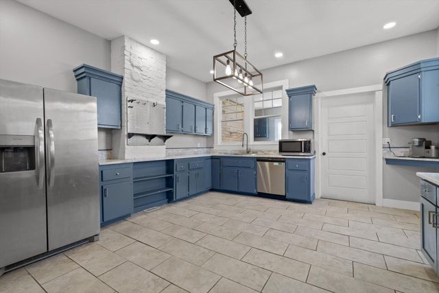 207 Culberson Avenue, La Fayette, GA 30728