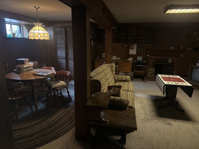 2-4 Old Central Tpke, Framingham, MA 01702