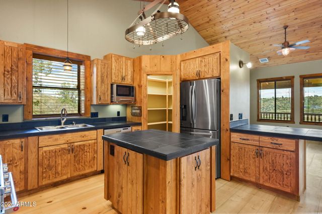 1380 N Suomi Drive, Prescott, AZ 86303