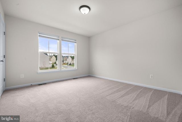 9516 KIMBLETON HALL LOOP, Manassas Park, VA 20111