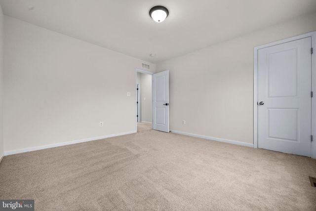 9516 KIMBLETON HALL LOOP, Manassas Park, VA 20111