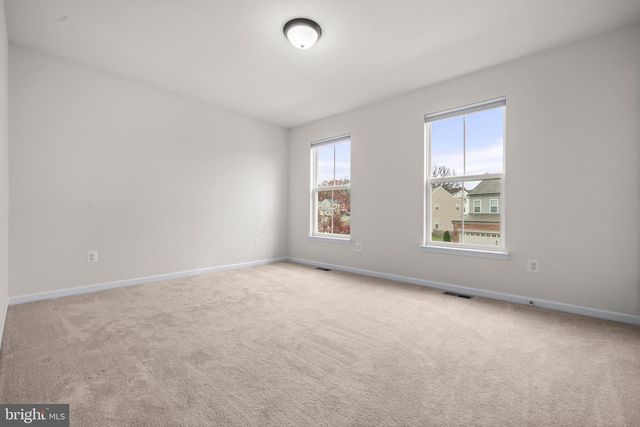 9516 KIMBLETON HALL LOOP, Manassas Park, VA 20111