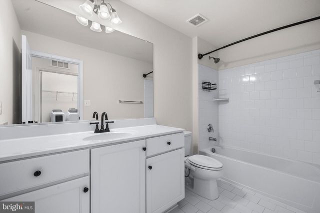 9516 KIMBLETON HALL LOOP, Manassas Park, VA 20111