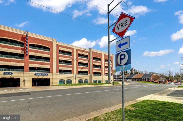 9516 KIMBLETON HALL LOOP, Manassas Park, VA 20111